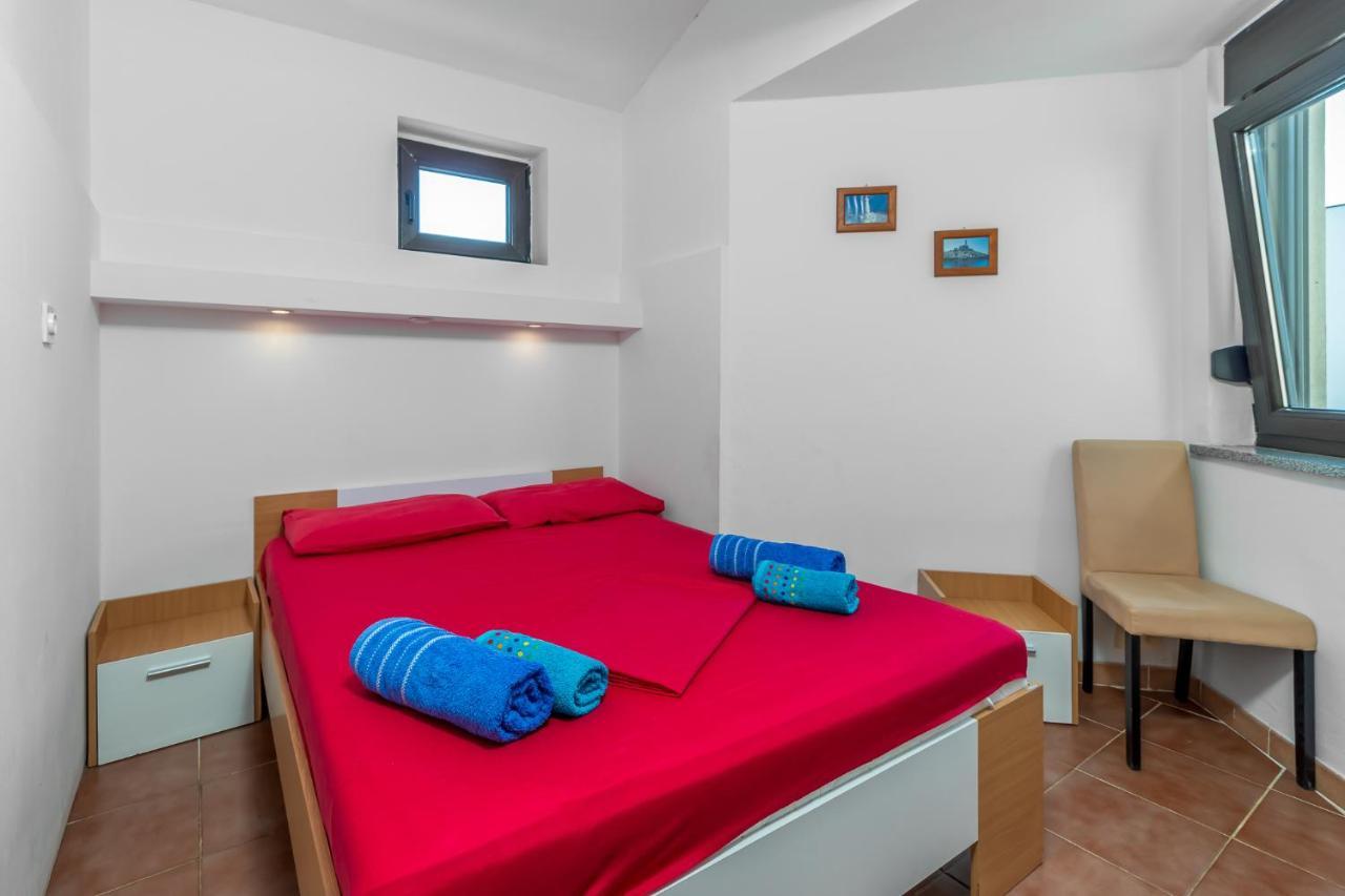 Maestral Apartments Malinska Ngoại thất bức ảnh